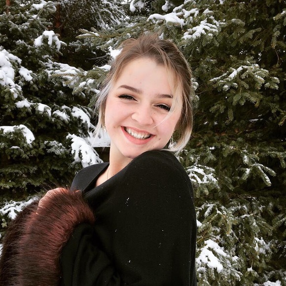 Meet your Posher, May - Picture 1 of 1